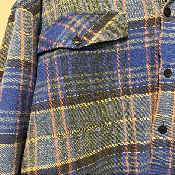 Rugged Point Authentic Hooded Flannel - Picture 7 of 7